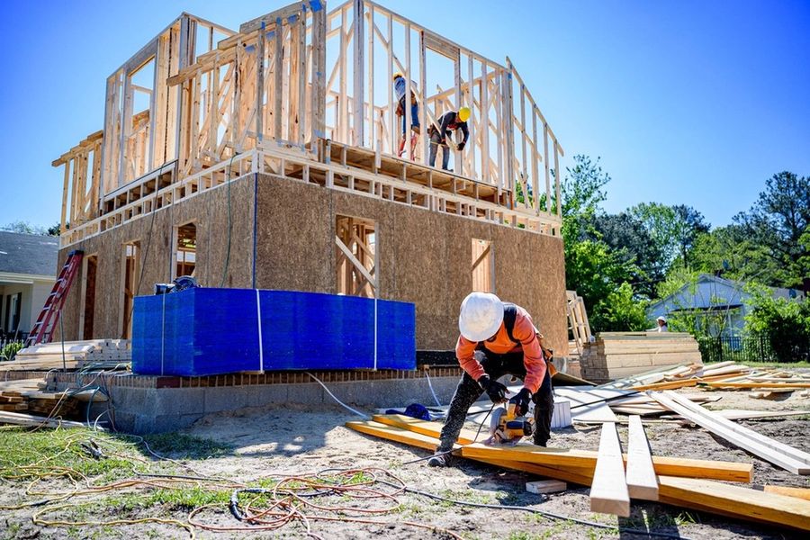 Multiple framers on a two-storey build